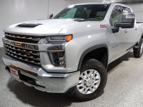 Used 2022 Chevrolet Silverado 2500 LTZ w/ Z71 Off-Road Package AWD/4WD image 31