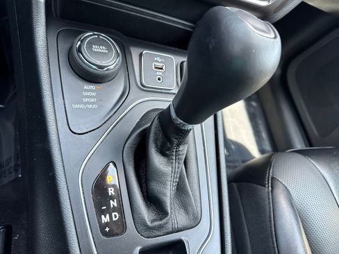 Used 2022 Jeep Cherokee Latitude Lux AWD/4WD image 33