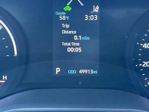 Certified 2023 Toyota Sienna XLE image 33