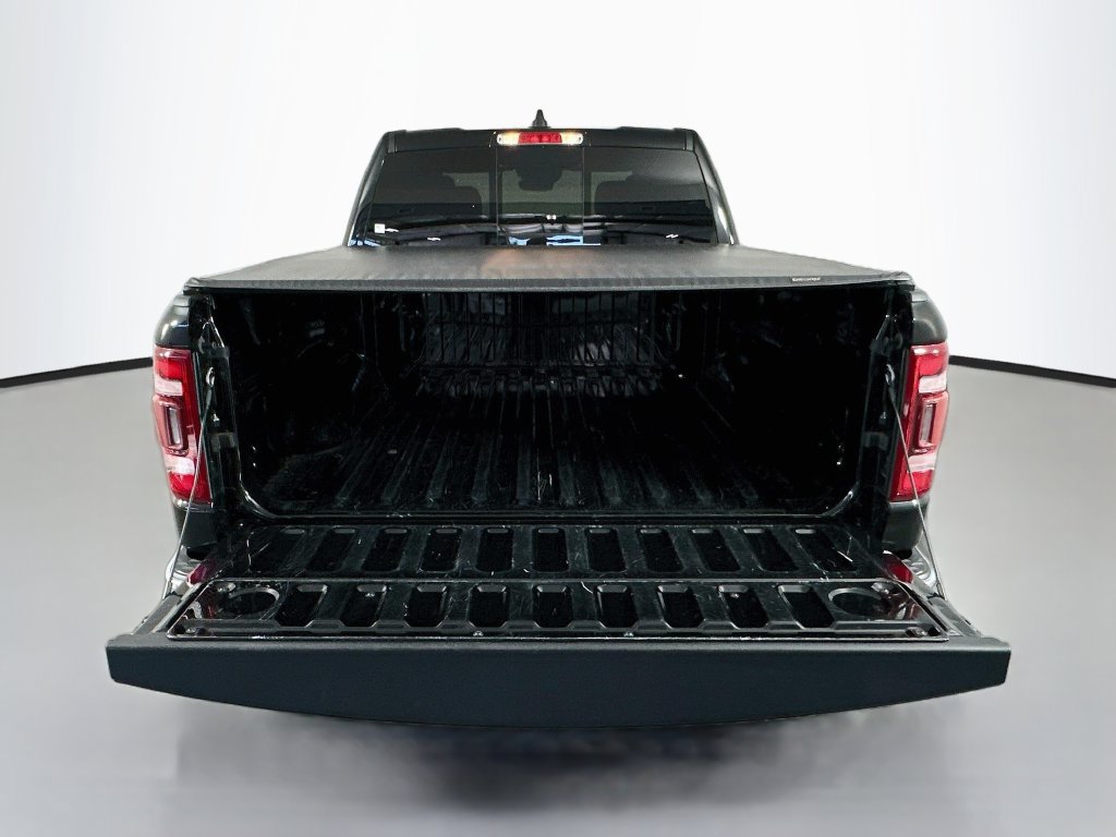 Used 2022 RAM 1500 Laramie AWD/4WD image 28