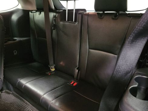 Used 2023 Toyota Highlander XLE FWD image 22