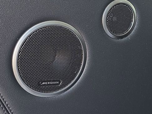 Used 2018 Land Rover Range Rover Long Wheelbase Supercharged image 46