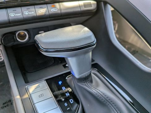Certified 2025 Hyundai Elantra Sport FWD image 23