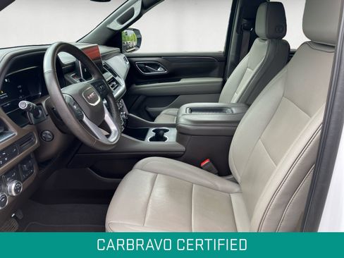 Certified 2022 GMC Yukon SLT w/ SLT Luxury Package AWD/4WD image 14