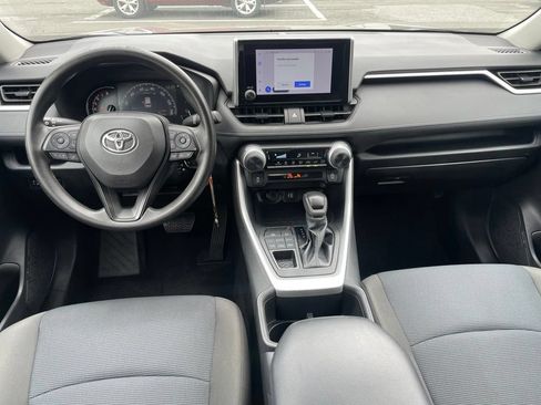 Used 2023 Toyota RAV4 LE AWD/4WD image 13
