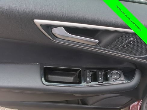 Used 2019 Ford Edge SEL w/ Equipment Group 201A AWD/4WD image 13