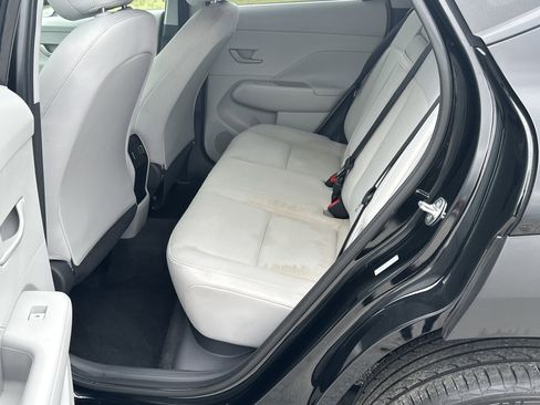 Used 2025 Hyundai Kona SEL image 20