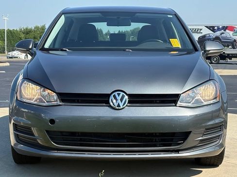 Used 2015 Volkswagen Golf TDI S FWD image 2