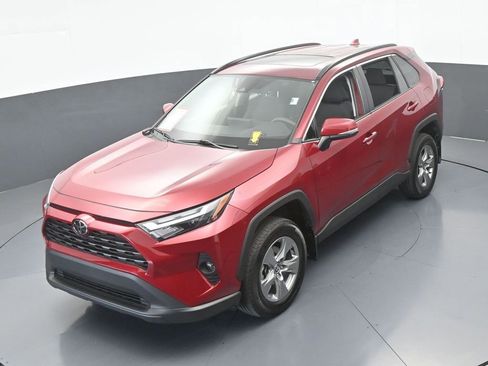 Used 2025 Toyota RAV4 XLE w/ Convenience Package FWD image 45
