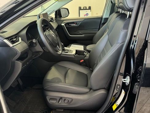 Used 2025 Toyota RAV4 XLE Premium w/ Weather Package AWD/4WD image 11