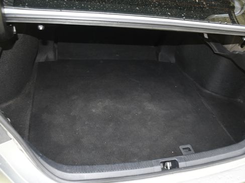 Used 2020 Toyota Camry SE image 16