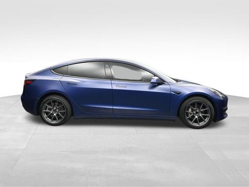 Used 2021 Tesla Model 3 Standard Range Plus RWD image 6