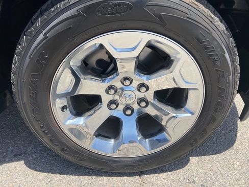 Used 2019 RAM 1500 Big Horn RWD image 26