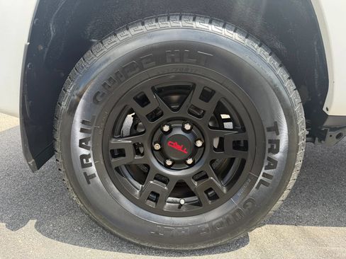 Used 2017 Toyota 4Runner TRD Pro AWD/4WD image 35