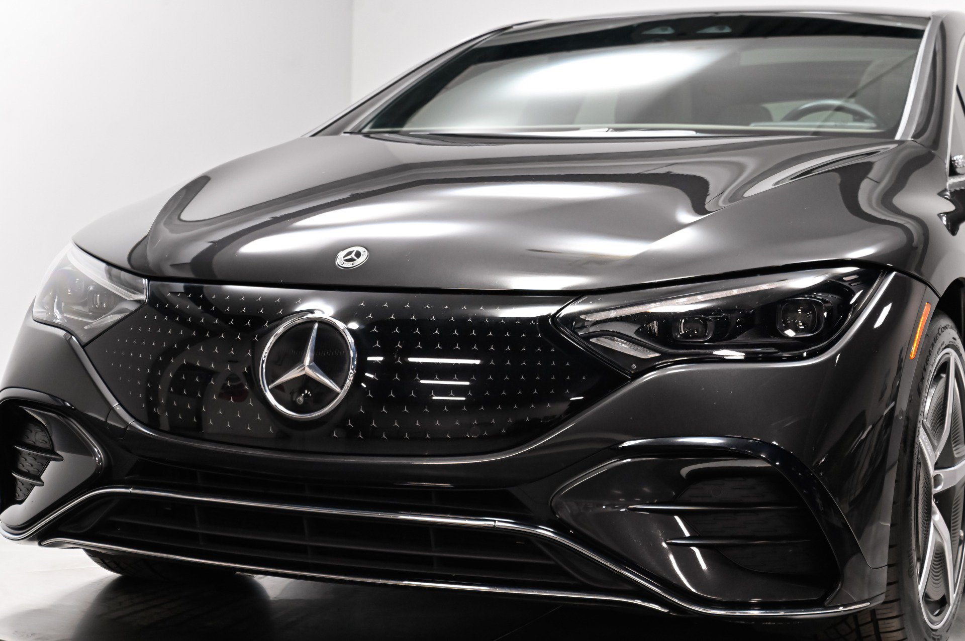 Used 2023 Mercedes-Benz EQE 350+ 4MATIC Sedan image 21