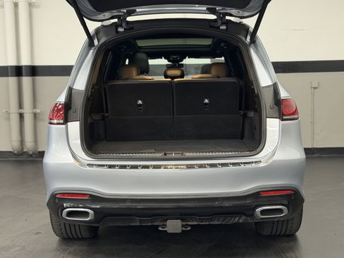Used 2022 Mercedes-Benz GLS 450 4MATIC image 17