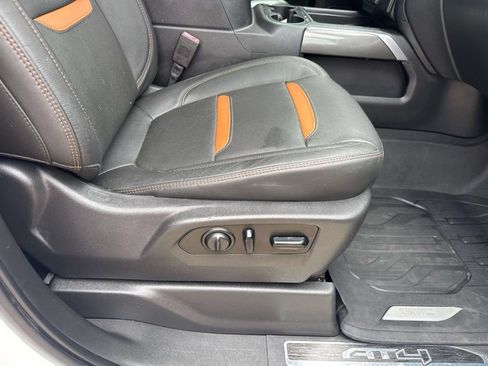 Used 2019 GMC Sierra 1500 AT4 w/ AT4 Preferred Package AWD/4WD image 13