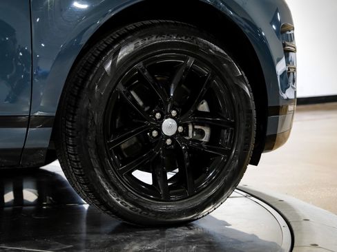 Used 2024 Land Rover Range Rover Evoque Dynamic SE image 60