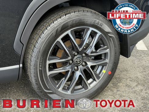 New 2026 Toyota Corolla Cross XLE w/ Convenience Package image 40