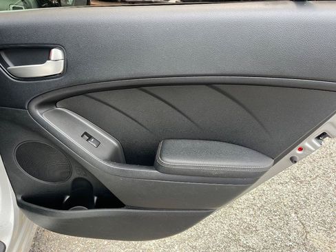 Used 2017 Kia Forte LX w/ LX Popular Package FWD image 33