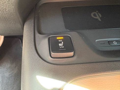 Used 2024 Toyota Corolla XLE FWD image 22