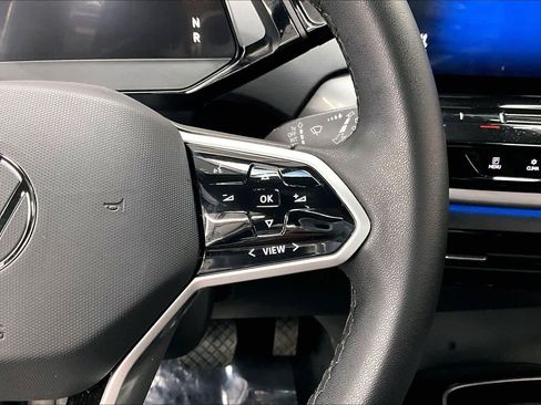 Used 2023 Volkswagen ID.4 Pro S image 22