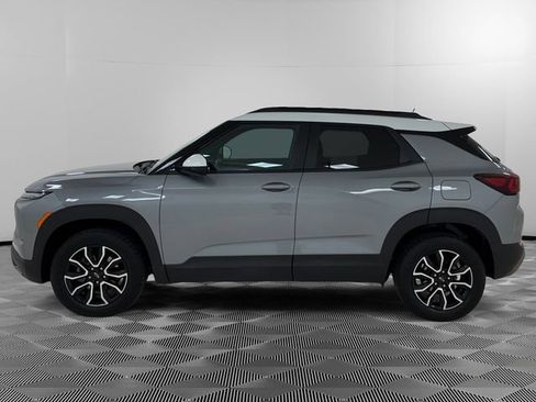 Certified 2025 Chevrolet TrailBlazer ACTIV w/ Convenience Package AWD/4WD image 2