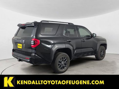 Used 2025 Toyota 4Runner SR5 image 5