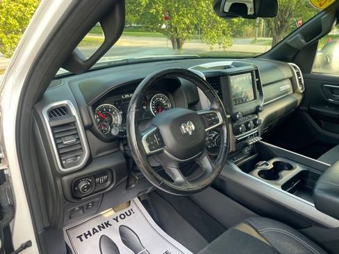 Used 2019 RAM 1500 Big Horn AWD/4WD image 11