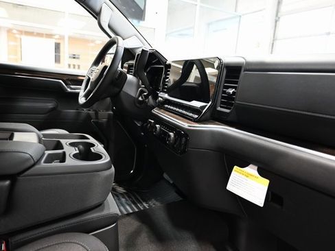 New 2026 Chevrolet Silverado 1500 LT image 15