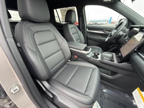 New 2026 GMC Terrain Elevation w/ Elevation Premium Package image 15