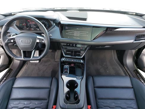 Used 2023 Audi e-tron GT Prestige w/ Prestige Package AWD/4WD image 9