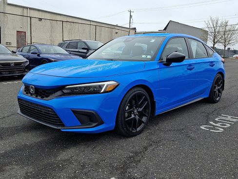 Certified 2024 Honda Civic Sport image 3