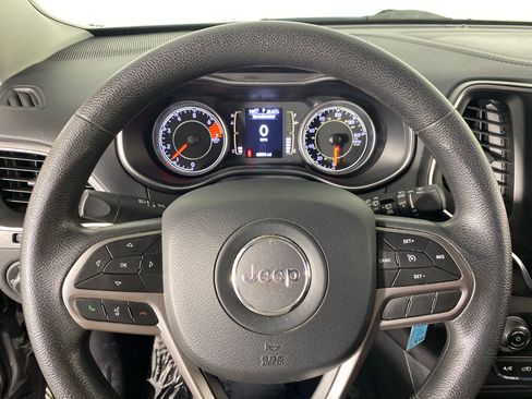 Used 2019 Jeep Cherokee Latitude w/ Popular Appearance Group AWD/4WD image 20