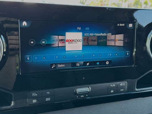 Used 2024 Mercedes-Benz Sprinter 144 Cargo image 20