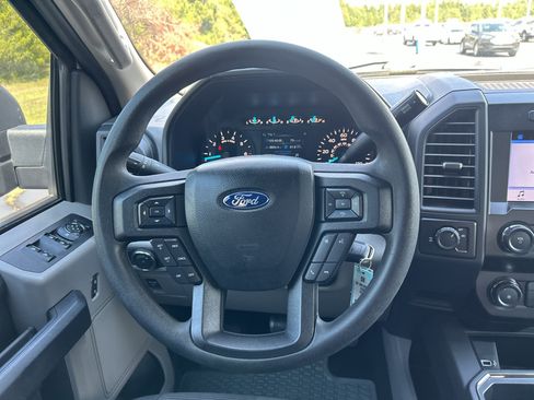 Used 2019 Ford F150 XL w/ Equipment Group 101A Mid RWD image 13