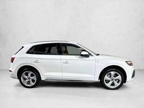 Used 2025 Audi Q5 2.0T Premium Plus w/ Premium Plus Package AWD/4WD image 4