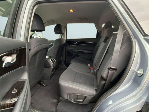 Used 2020 Kia Sorento L FWD image 14