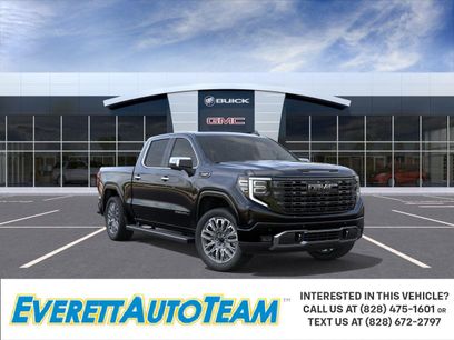 New 2026 GMC Sierra 1500 Denali Ultimate w/ LPO, Black Badging Package