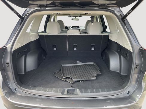 Used 2022 Subaru Forester Premium image 15