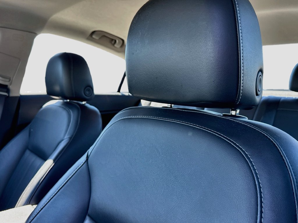 Used 2017 Buick Regal Sport Touring FWD image 12
