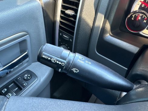 Used 2017 RAM 1500 Big Horn AWD/4WD image 26