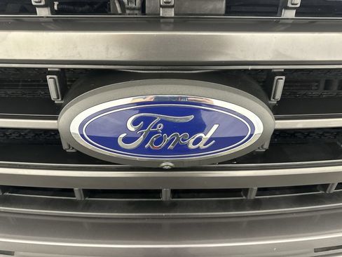 Used 2021 Ford F150 Lariat w/ Equipment Group 502A High AWD/4WD image 33
