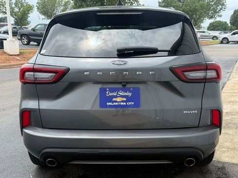 Used 2024 Ford Escape ST-Line AWD/4WD image 16