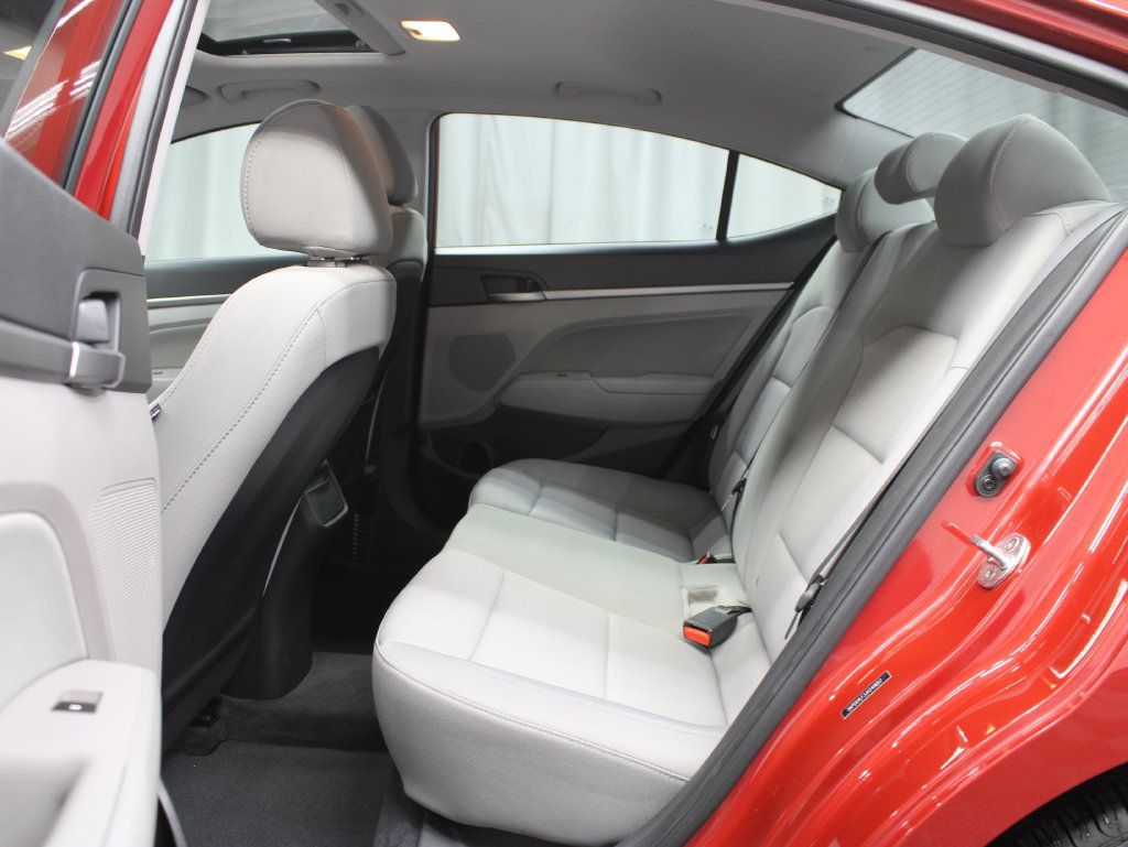 Used 2018 Hyundai Elantra Value Edition FWD image 14