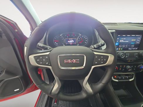 Certified 2022 GMC Terrain SLT w/ Infotainment Package II AWD/4WD image 13
