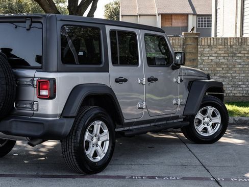 Used 2021 Jeep Wrangler Unlimited Sport S image 18