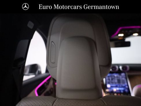 Used 2023 Mercedes-Benz GLC 300 4MATIC image 39
