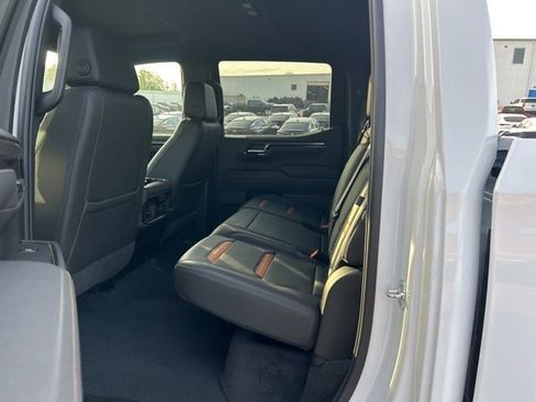 Used 2025 GMC Sierra 1500 AT4 AWD/4WD image 6