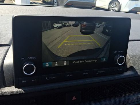 Used 2023 Honda CR-V EX image 19